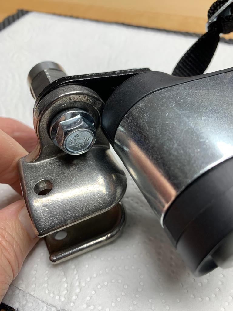 Verschraubungsset für Adapter Universal - Doppelmontage